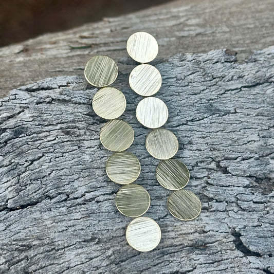 E0729 Linear Gold Earrings (2.2”)