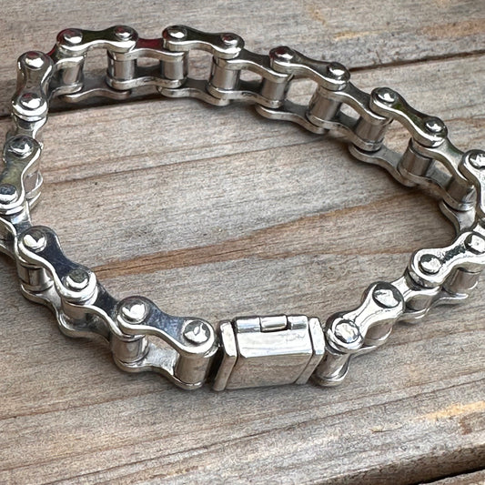 B0343 Statement Bracelet