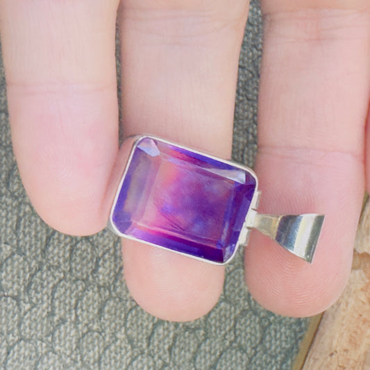 Sale - 1.2" Flourite Quartz Sterling Silver Pendant Necklace (18")