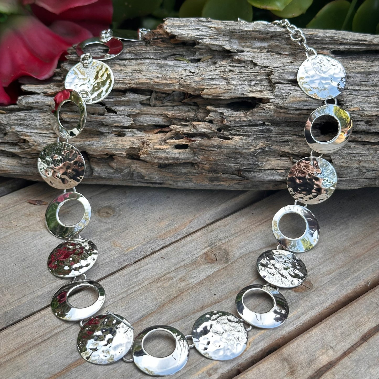 Taxco Hammered Circle Necklace 20"