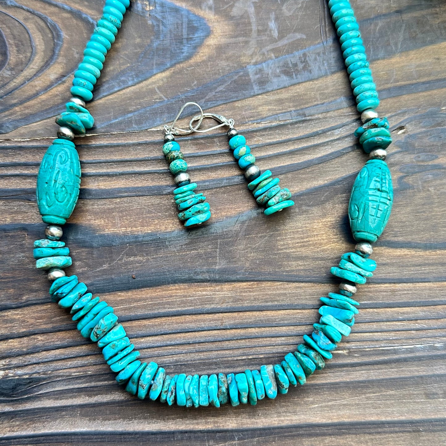 Carved Turquoise Navajo Pearl Statement Necklace (22"-24")