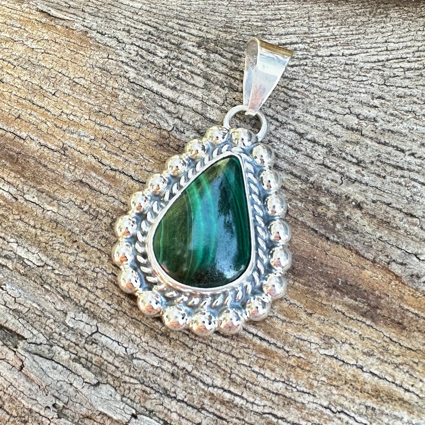 Taxco Malachite Pendant 2”Necklace (18")