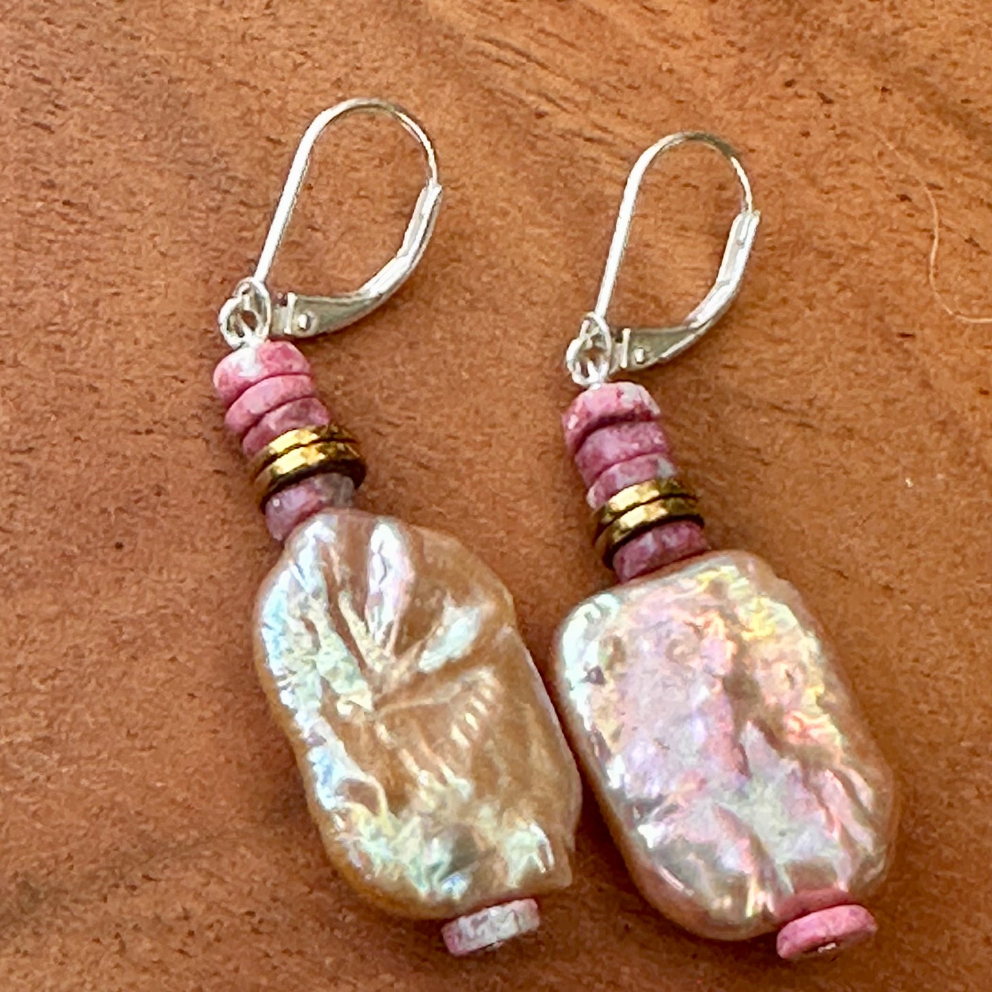 Pearl Stone Earrings 1.8"