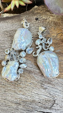 Load image into Gallery viewer, Mermaids Baroque Pearls 3” Necklace
