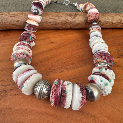 Natural Spiny Oyster  Navajo Pearl Necklace (19"-22")