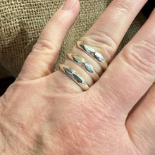 Load image into Gallery viewer, Taxco Sterling Silver Ring
