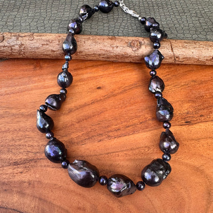 Baroque Pearls Necklace 18'-20"