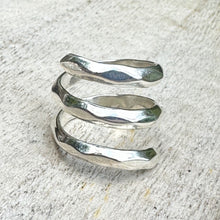 Load image into Gallery viewer, Taxco Sterling Silver Ring

