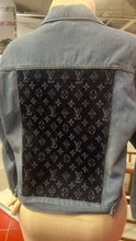 Load image into Gallery viewer, Denim Jacket (Large)

