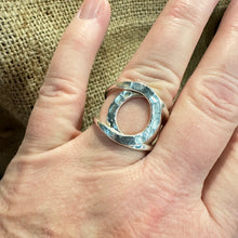 Load image into Gallery viewer, Taxco Hammered Sterling Silver Ring
