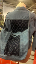 Load image into Gallery viewer, Denim Jacket (Large)
