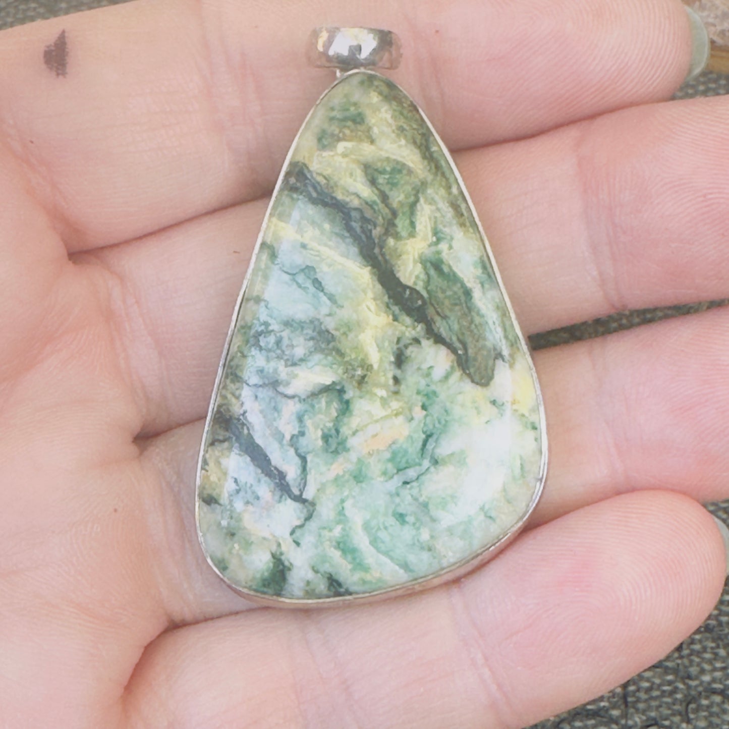 Sale - 2" Muscovite Sterling Silver Pendant Necklace (18")