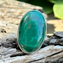 Load image into Gallery viewer, R0176.   Adjustable Malachite Ring
