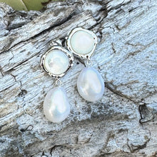 Load image into Gallery viewer, Pearl Earrings 2”
