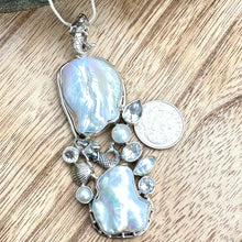 Load image into Gallery viewer, Mermaids Baroque Pearls 3” Necklace
