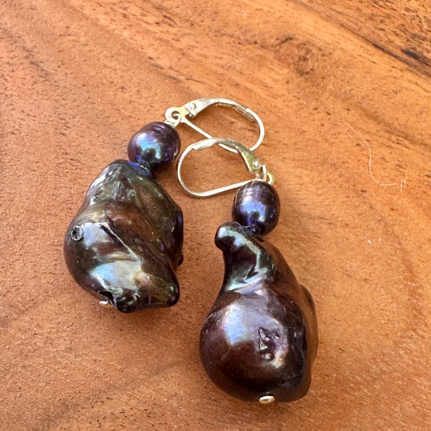 Baroque Pearl Earrings 2"