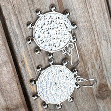 Load image into Gallery viewer, E0689 1.6” Sun Hammered Earrings

