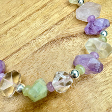 Load image into Gallery viewer, Spring Statement Necklace
