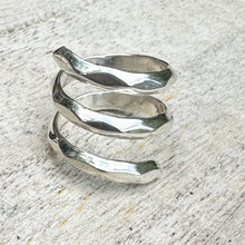 Load image into Gallery viewer, Taxco Sterling Silver Ring

