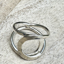 Load image into Gallery viewer, Taxco Hammered Sterling Silver Ring
