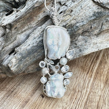 Load image into Gallery viewer, Mermaids Baroque Pearls 3” Necklace
