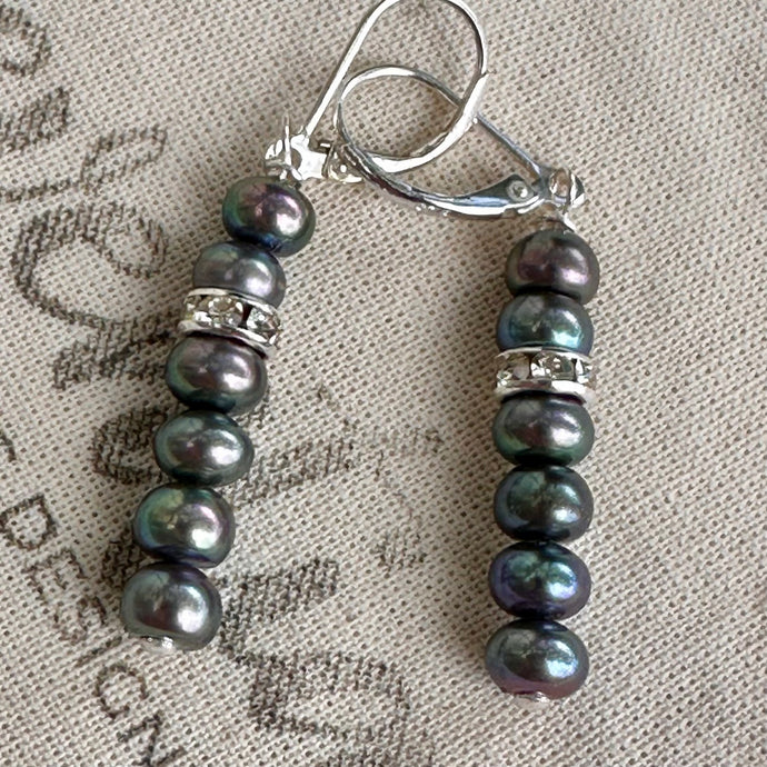 E0666 Pearls Earrings (1.5”)